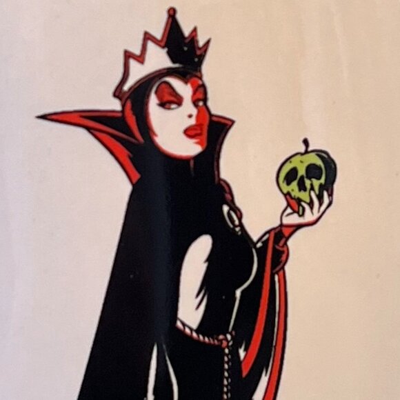 Rae Dunn MIRROR, MIRROR Evil Queen Snow White DISNEY VILLAINS Mug  ~ Magenta - Picture 5 of 11